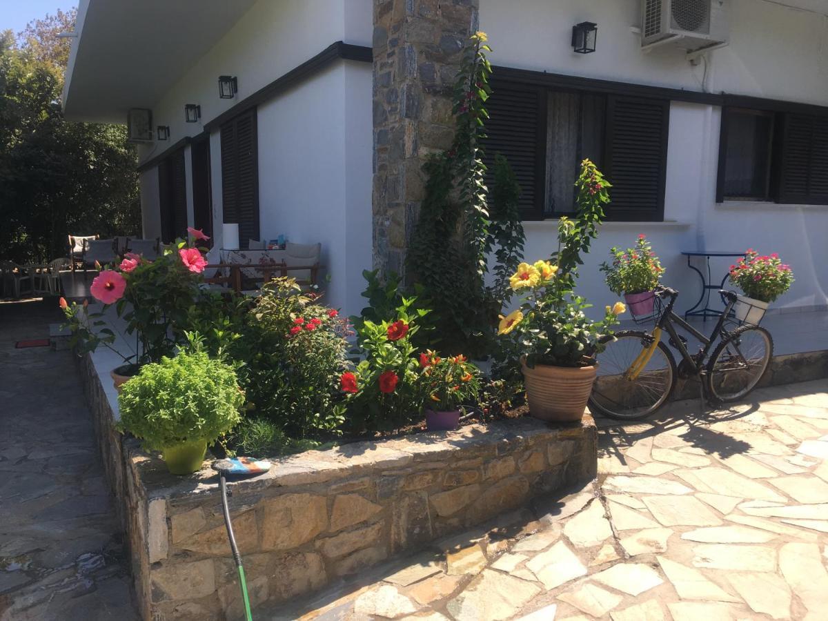 Appartamento Eratous Seaside House Varnavas Esterno foto